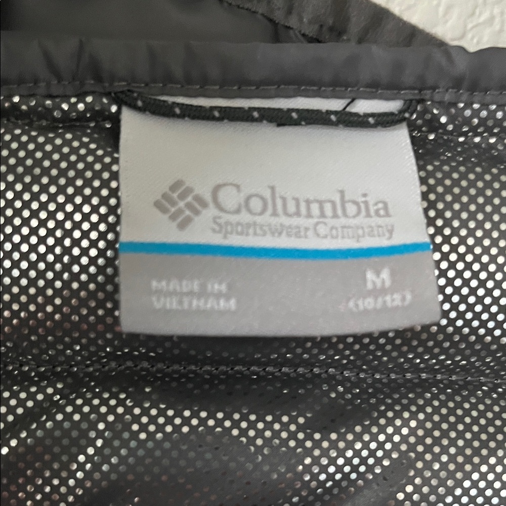 Columbia Kids Two-Tone Black and Gray Hooded Puffer Coat - Picture 2 of 4